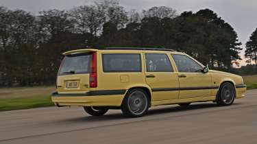 Volvo 850 R - rear tracking 